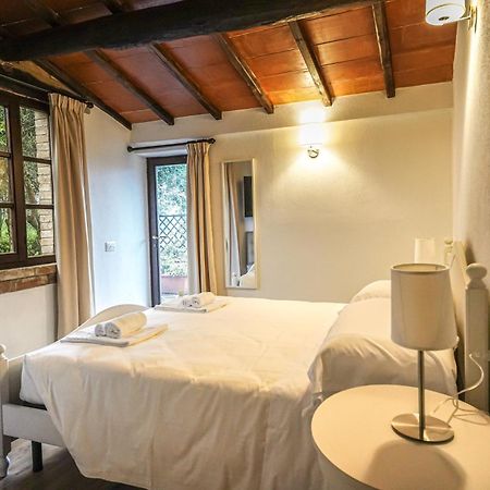 Гостевой дом Borgo Il Poggiaccio Residenza D'Epoca Совичилле Экстерьер фото